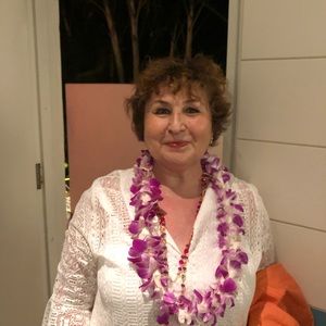 Meet your Posher, Naylya